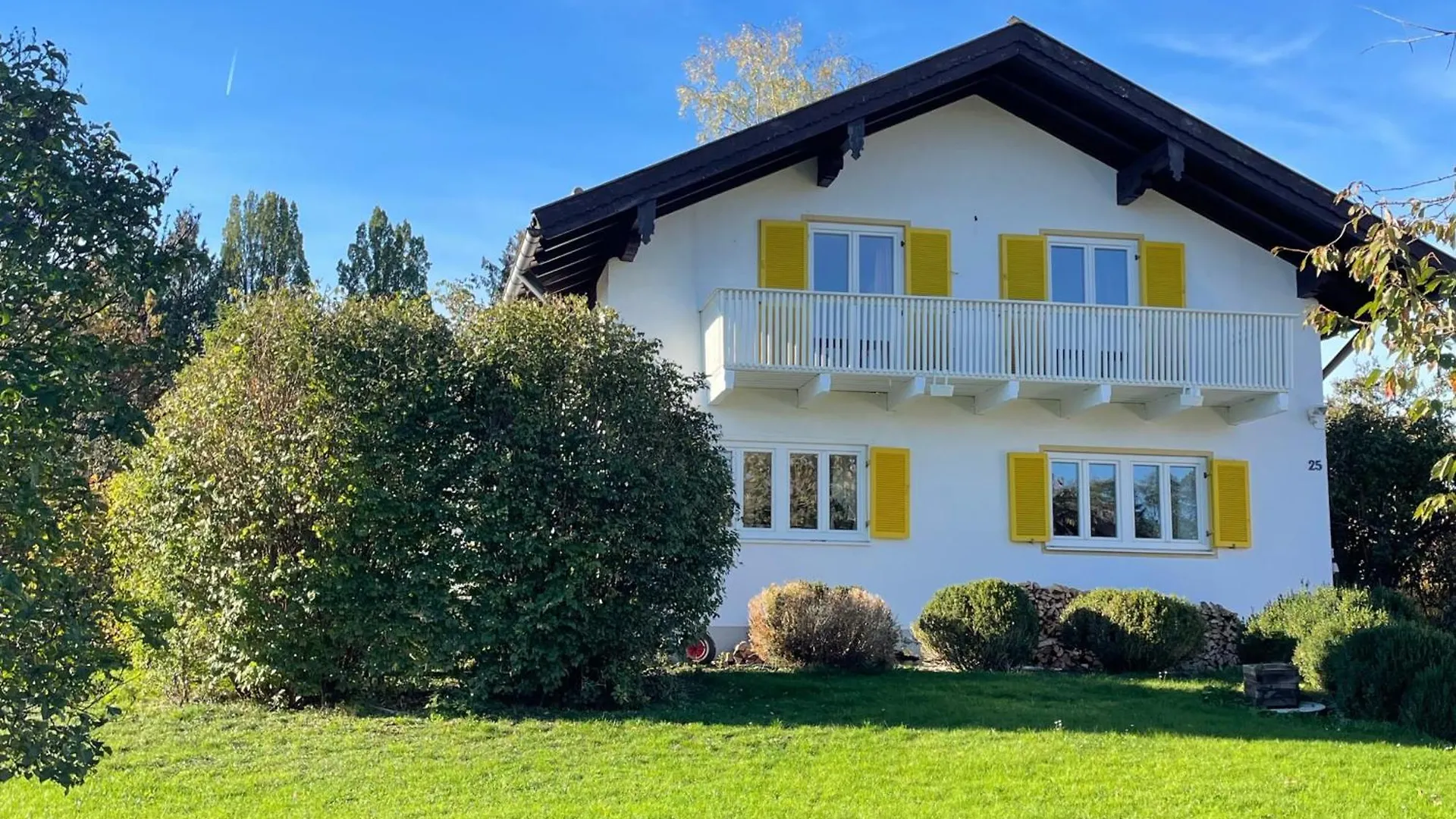 Einzigartige Auszeit Mit Bergblick In Bad Toelz contacts